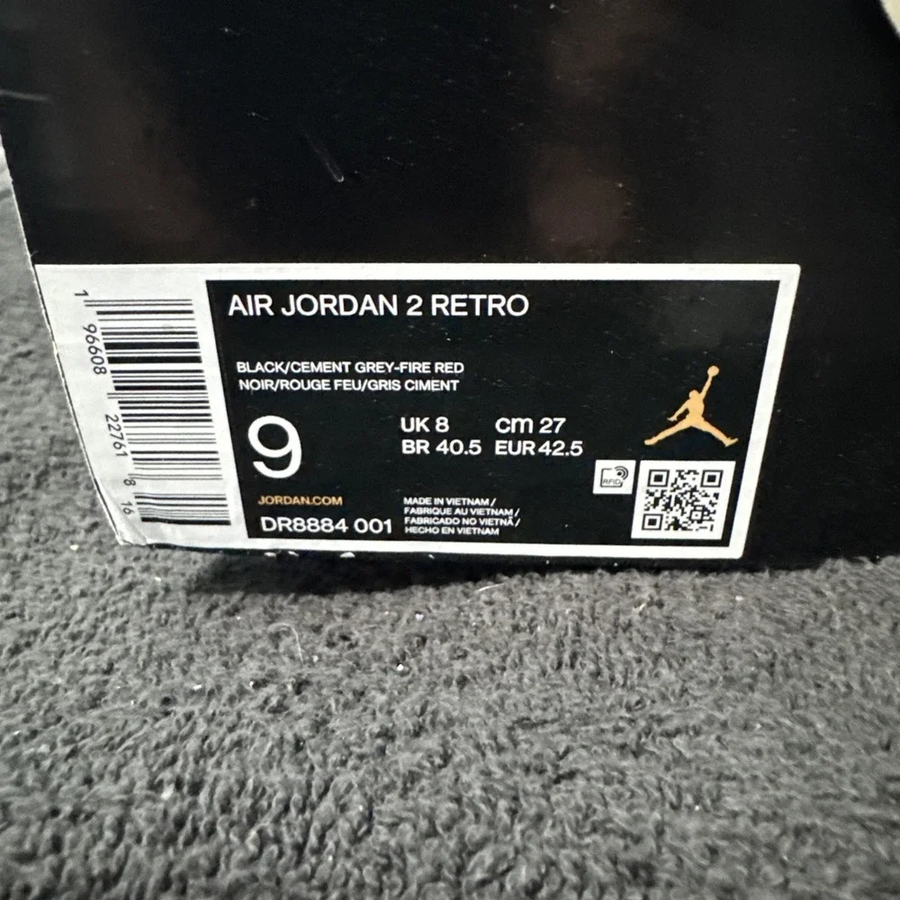 Jordan product pair